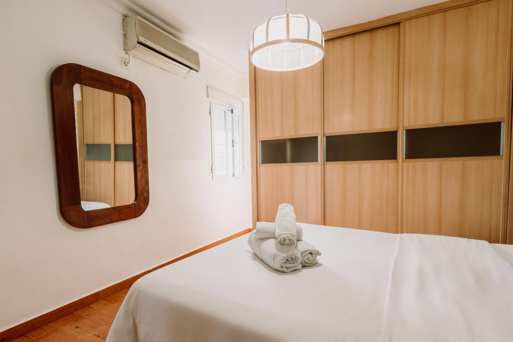 Spacious Central Apartment Sevilla Buitenkant foto